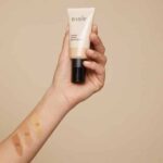 BABOR SKINCARE MAKE UP - FACE MAKE UP Tinted Hydra Moisturizer schoonheidsinstituut.nl arm